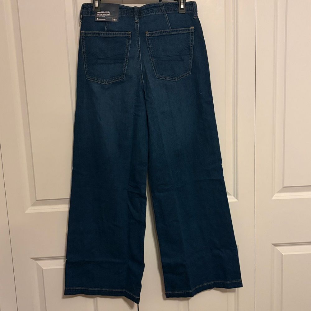 American Eagle Dreamy Drape Ultra Wide Leg Low Rise Jeans Size 2 NWT - Picture 4 of 5